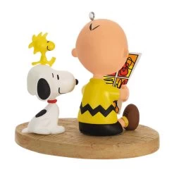 Hallmark The Peanuts® Gang Sunday Morning Funnies Ornament -Hallmark Toys Shop Charlie Brown Reading Comics Keepsake Ornament 2199QXI7039 06
