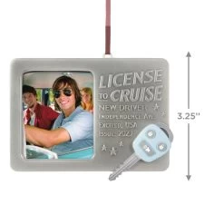 Hallmark License To Cruise 2023 Metal Photo Frame Ornament -Hallmark Toys Shop License to Cruise Picture Frame Keepsake Ornament 1599QHX3019 03