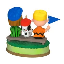 Hallmark The Peanuts® Gang Batter Up! Musical Ornament -Hallmark Toys Shop Peanuts Gang Watching Baseball Keepsake Ornament 3299QXI7059 06