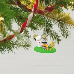 Hallmark The Peanuts® Gang Pancake Pals Ornament -Hallmark Toys Shop Snoopy Beagle Scouts Pancake Breakfast Keepsake Ornament 1899QXI7049 02
