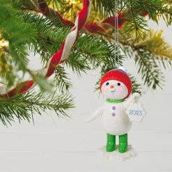 Hallmark Sweet Snowman 2023 Ornament -Hallmark Toys Shop Snowman With Snowflake Ornament Keepsake Ornament 3999QGO2777 02